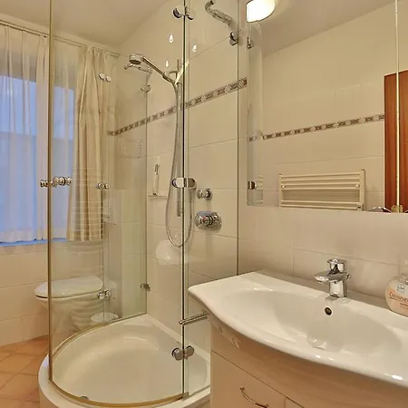 Haus Kastanienallee 3 Haus Kastanienallee 3 6 Apartament *